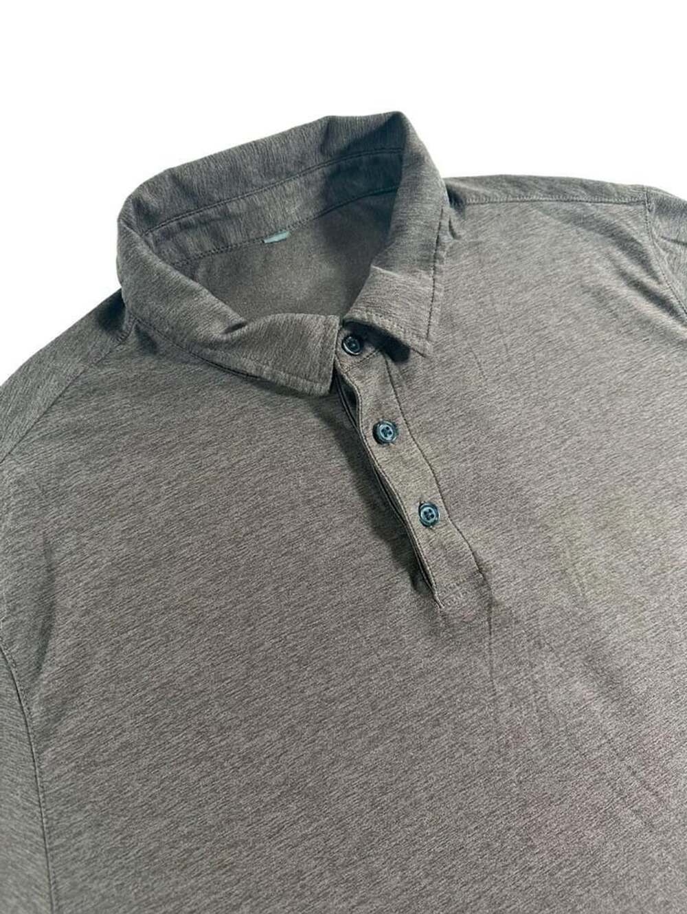 Vuori Strato Tech Polo in Heather Cocoa Brown Medium Mens Performance Stretch